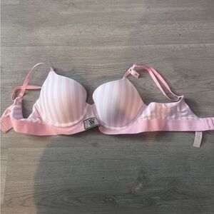 SOLD Victoria's Secret Pink Bra